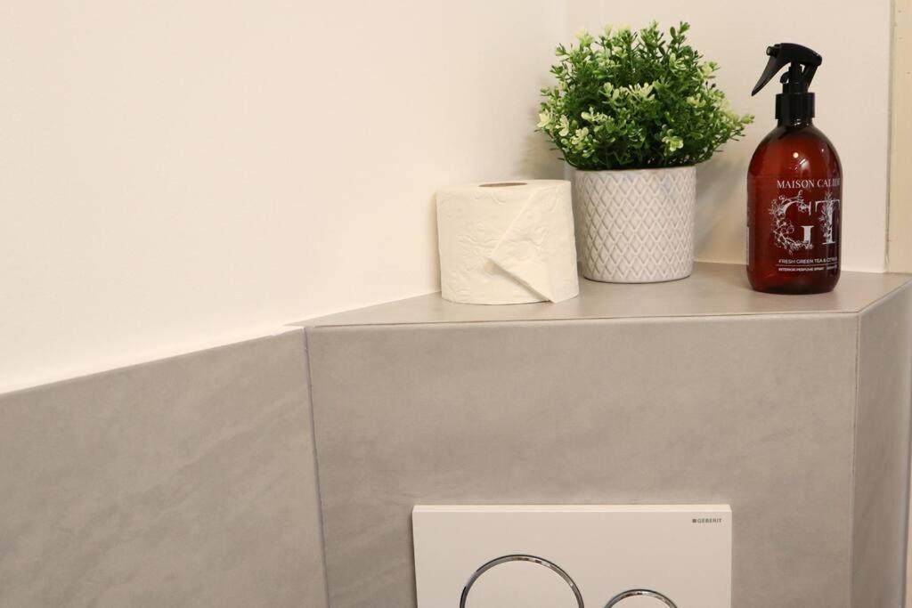 Bloom - Modern One Bedroom Appartement *